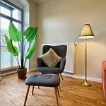 Apartmentrosa12 - Tor Zur Saechsischen Schweiz! Neu, Zentral Mit Parkplatz Und Terrasse! Апартаменты Пирна