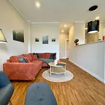 Апартаменты Apartmentrosa12 - Tor Zur Saechsischen Schweiz! Neu, Zentral Mit Parkplatz Und Terrasse!