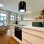 Apartmentrosa12 - Tor Zur Saechsischen Schweiz! Neu, Zentral Mit Parkplatz Und Terrasse! Пирна