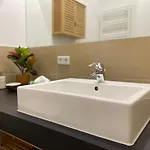Apartmentrosa12 - Tor Zur Saechsischen Schweiz! Neu, Zentral Mit Parkplatz Und Terrasse!