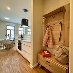Apartmentrosa12 - Tor Zur Saechsischen Schweiz! Neu, Zentral Mit Parkplatz Und Terrasse!