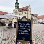Апартаменты Apartmentrosa12 - Tor Zur Saechsischen Schweiz! Neu, Zentral Mit Parkplatz Und Terrasse! Пирна