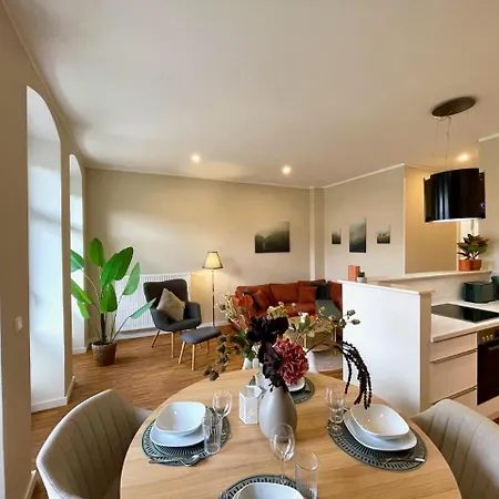 Apartmentrosa12 - Tor Zur Saechsischen Schweiz! Neu, Zentral Mit Parkplatz Und Terrasse! Apartmán
