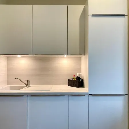 Apartmentrosa12 - Tor Zur Saechsischen Schweiz! Neu, Zentral Mit Parkplatz Und Terrasse! Pirna