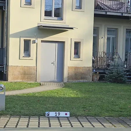 Appartement Apartmentrosa12 - Tor Zur Saechsischen Schweiz! Neu, Zentral Mit Parkplatz Und Terrasse!