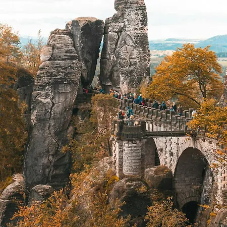 Apartmentrosa12 - Tor Zur Saechsischen Schweiz! Neu, Zentral Mit Parkplatz Und Terrasse!