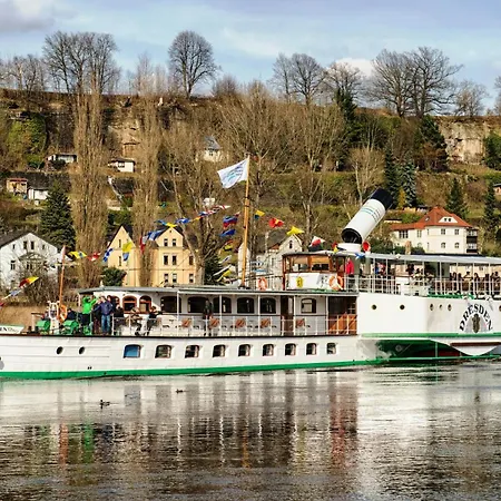 Apartmentrosa12 - Tor Zur Saechsischen Schweiz! Neu, Zentral Mit Parkplatz Und Terrasse! Apartment *