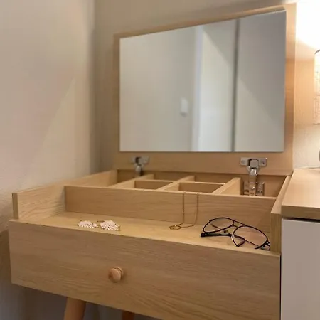 Apartmentrosa12 - Tor Zur Saechsischen Schweiz! Neu, Zentral Mit Parkplatz Und Terrasse!