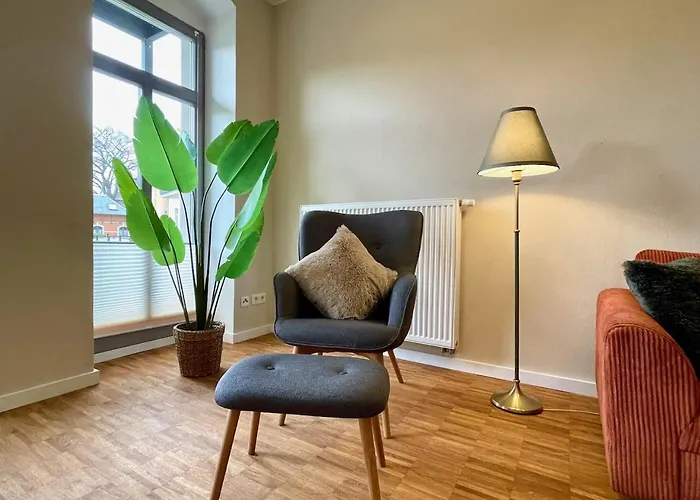 Apartmentrosa12 - Tor Zur Saechsischen Schweiz! Neu, Zentral Mit Parkplatz Und Terrasse! Apartman Pirna