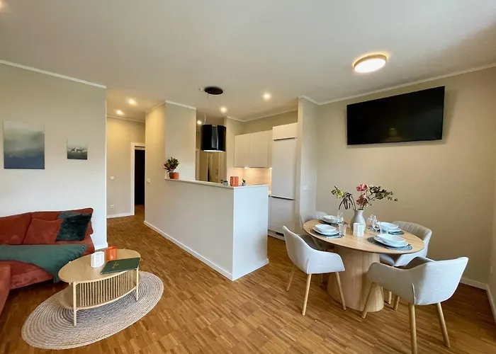 Apartmentrosa12 - Tor Zur Saechsischen Schweiz! Neu, Zentral Mit Parkplatz Und Terrasse! *