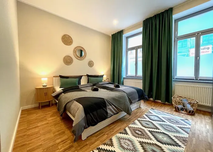Apartmentrosa12 - Tor Zur Saechsischen Schweiz! Neu, Zentral Mit Parkplatz Und Terrasse! * Pirna