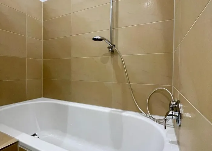 Apartmentrosa12 - Tor Zur Saechsischen Schweiz! Neu, Zentral Mit Parkplatz Und Terrasse! Apartment *