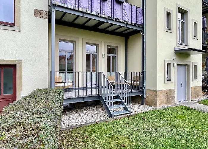Apartmentrosa12 - Tor Zur Saechsischen Schweiz! Neu, Zentral Mit Parkplatz Und Terrasse! Pirna