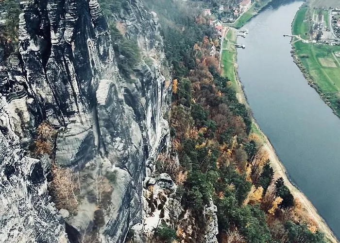 Apartmentrosa12 - Tor Zur Saechsischen Schweiz! Neu, Zentral Mit Parkplatz Und Terrasse! * Pirna