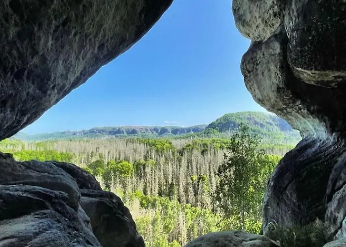 Apartmentrosa12 - Tor Zur Saechsischen Schweiz! Neu, Zentral Mit Parkplatz Und Terrasse! Apartman Pirna